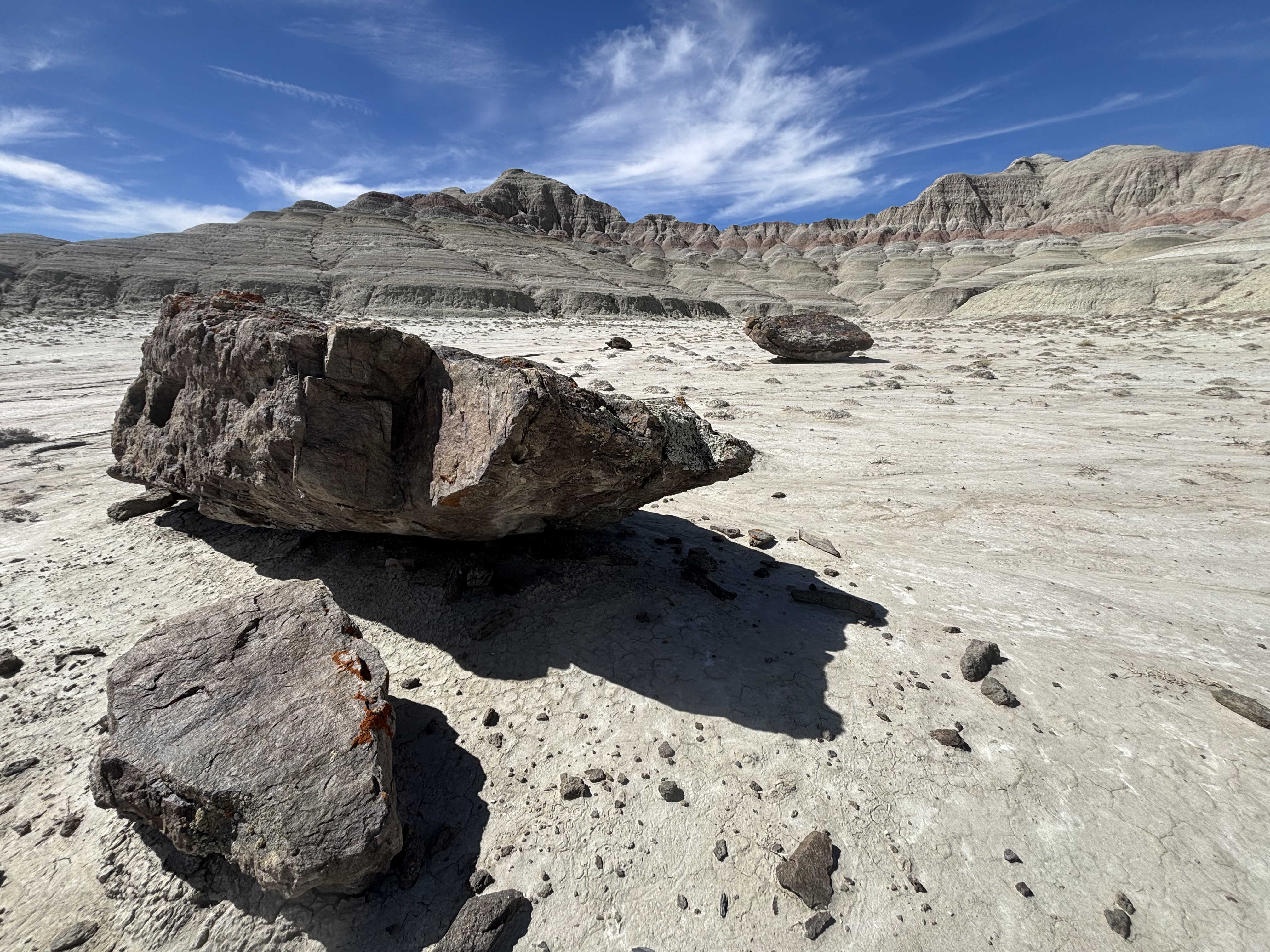 Out on the plains, near the rim, are erratics from historic erosion