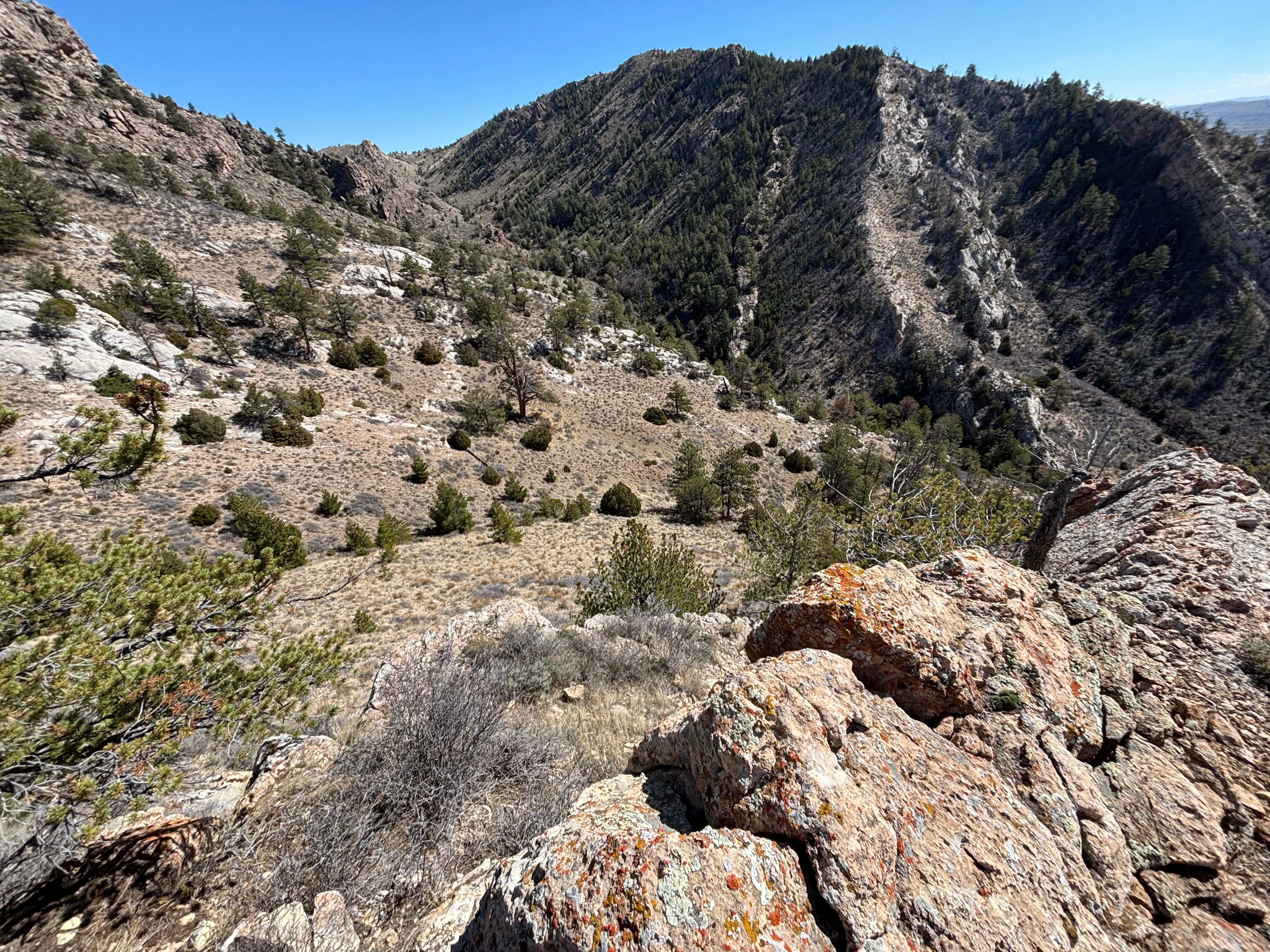 Limestone band on the south side of the WSA
